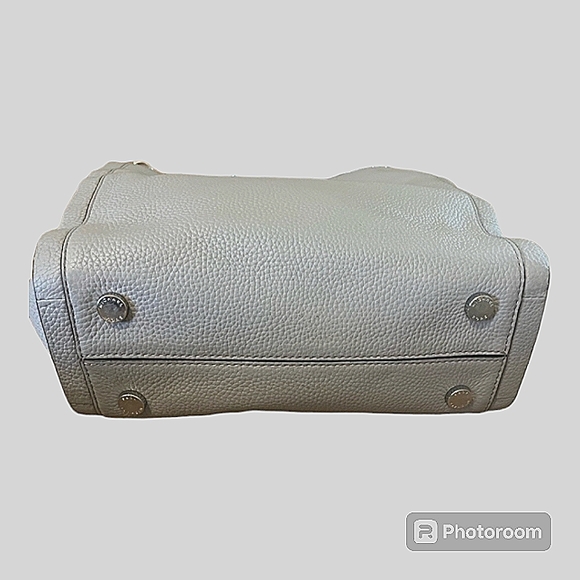 MICHAEL KORS NEWBURY GREY PEBBLED TEXTURE LEATHER SHOULDER TOTE BAG  EUC - Picture 8 of 16